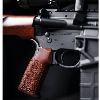 <p>WOOX Introduces New Vigilante Beavertail Walnut Grip</p>